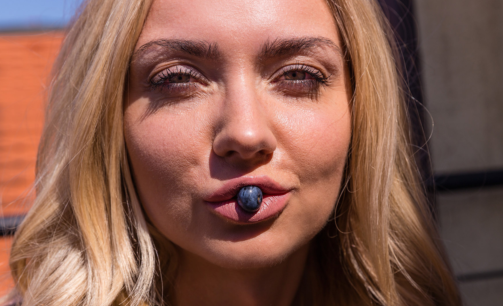 Jeanne D., model on eARTfoto the art of Jay Gee